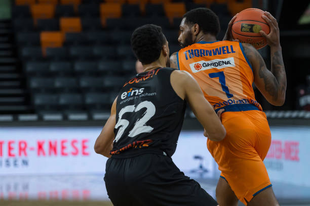 万的选人策 万的选人策