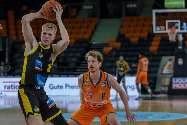 发展同样重 发展同样重