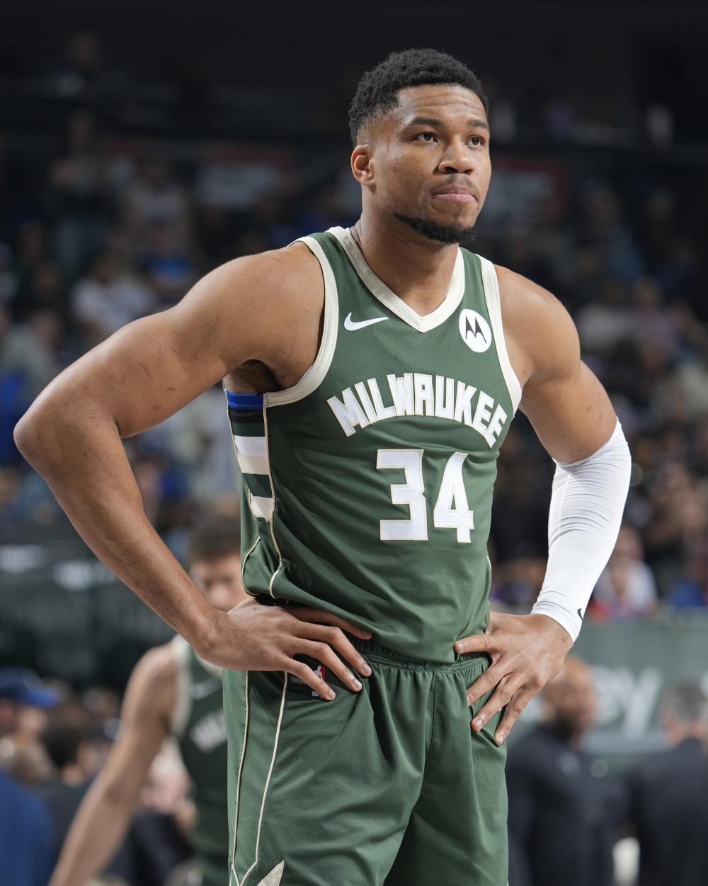 不缺乏争议 不缺乏争议