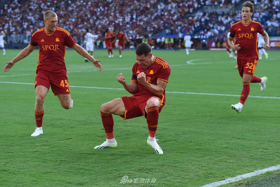 中的球员奋 中的球员奋